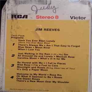 Jim Reeves - A Touch Of Velvet / Moonlight And Roses FLAC