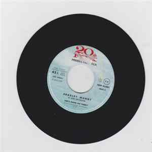 Bradley Mundy Et Son Orchestre - Vot's Gung On There? FLAC