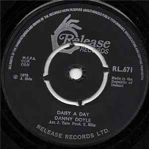 Danny Doyle - Daisy A Day / Far Away In Australia FLAC